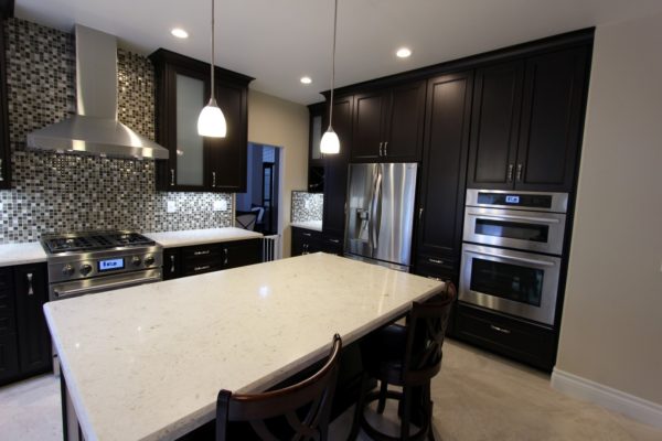 Kitchen With Classic Akoya Countertop