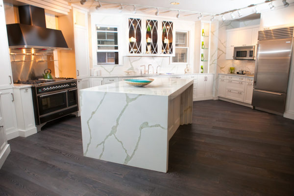 Kitchen With Natural Calacatta Countertop