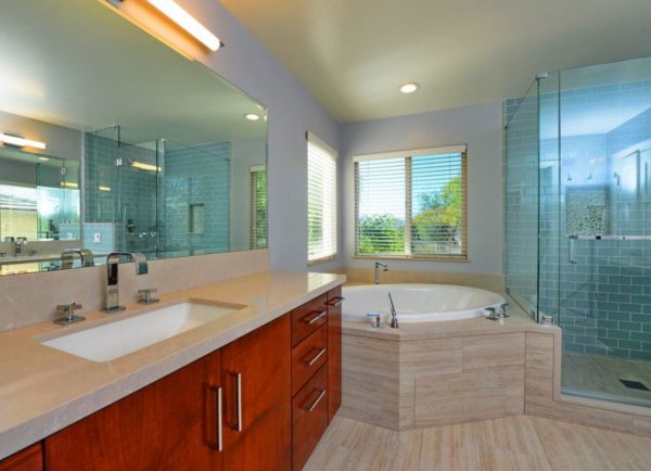 Bathroom With Natural Dolce Vita Countertop