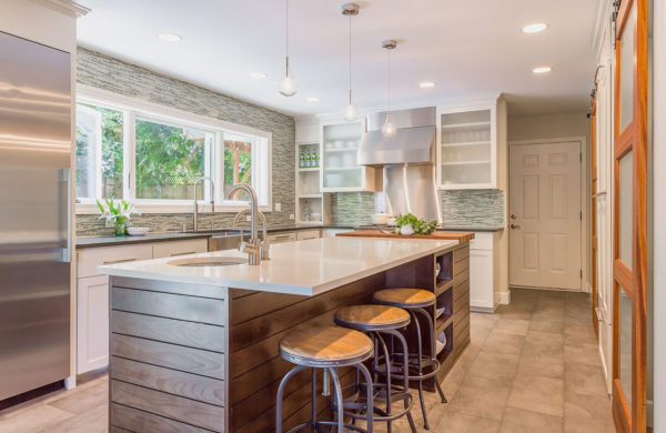 Kitchen With Inspire Seashell Countertop