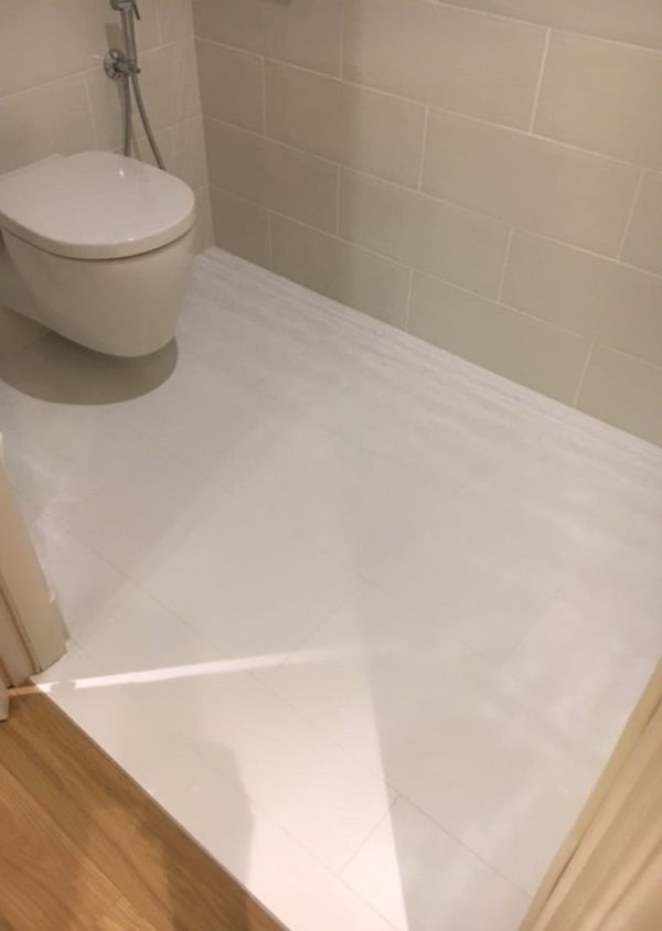 Bathroom With Silestone Miami White Countertop